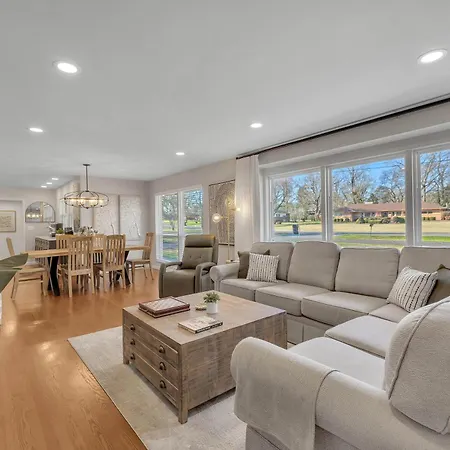 Newly Remodeled Home Minutes From Mtsu Short Drive To Downtown Nashville